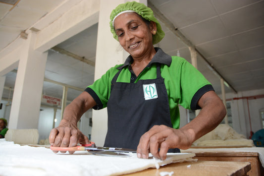 Lalita - das Leben einer Gummiarbeiterin