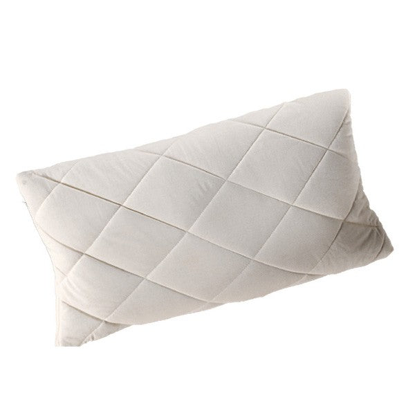 Quilted Pillow with pure new wool balls